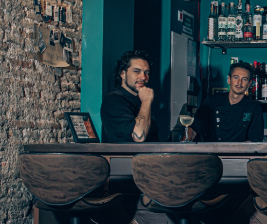 3 onzas Cocktail Bar