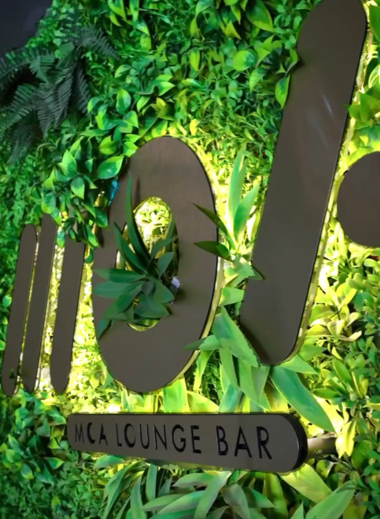 MOA LOUNGE BAR