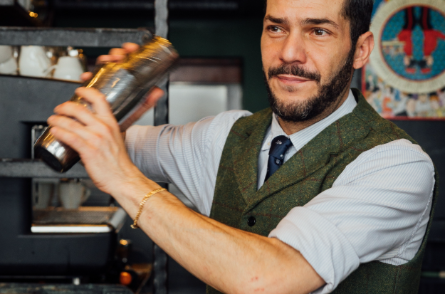 Secretos de los bartenders: técnicas poco conocidas para preparar cócteles perfectos
